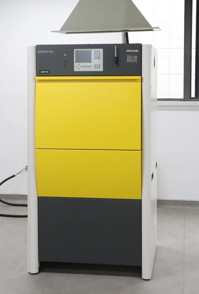 Armadio per test di invecchiamento della lampada allo xeno