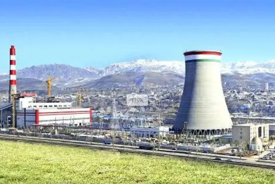 Sistema di raffreddamento ad aria indiretto di ventilazione meccanica del progetto di energia termica a contropressione Xinjiang Huayi Jinlong 2x100mw